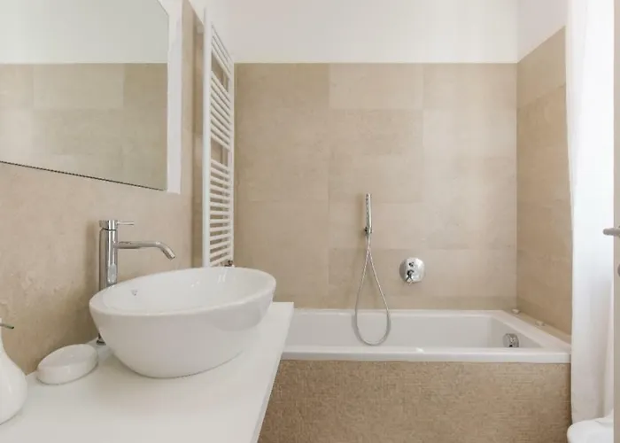 Sweet Corner 3* קסטלנואובו דל גארדה